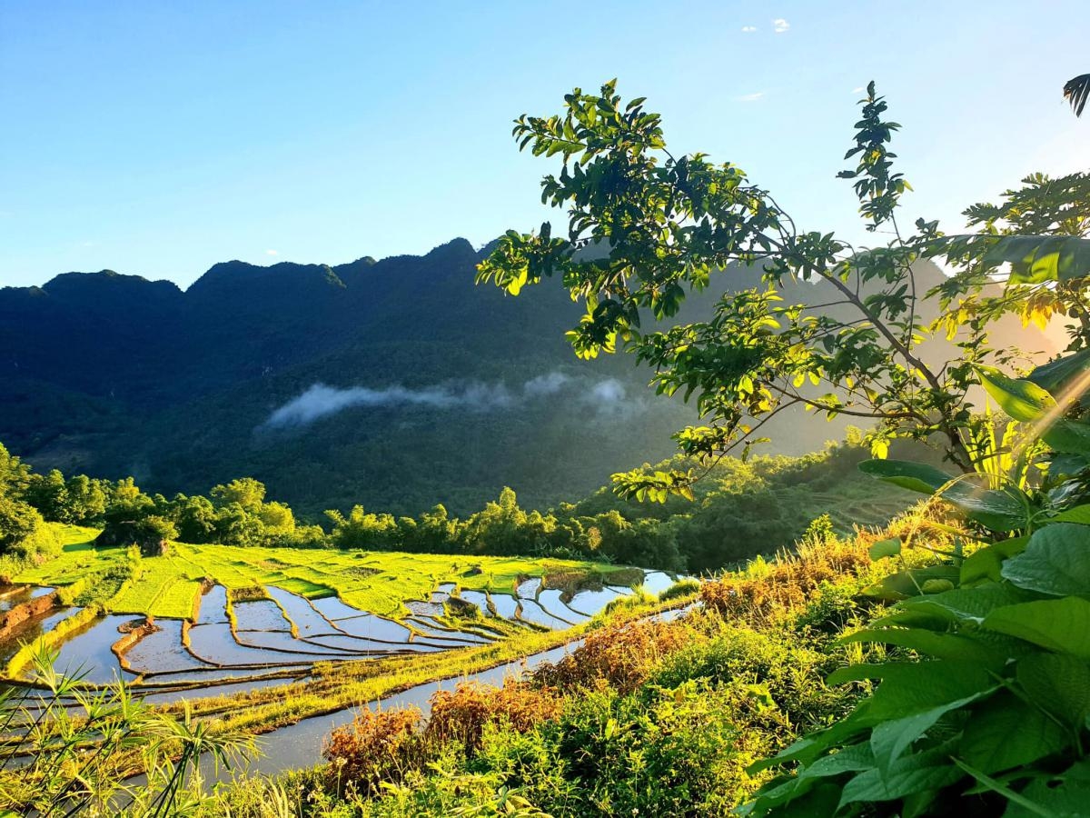 KHÁM PHÁ PÙ LUÔNG, BẢN THƯỚC