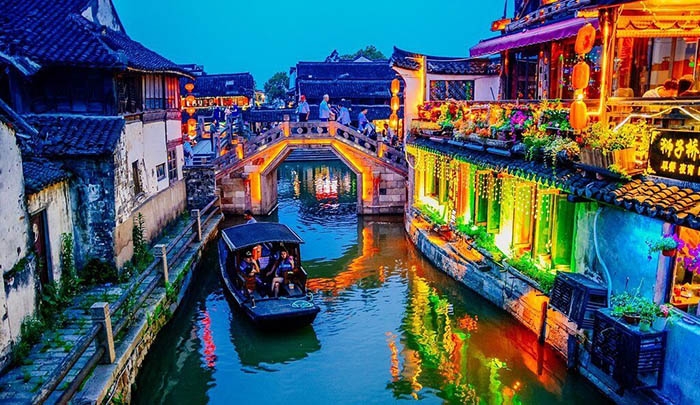 KHÁM PHÁ GIANG NAM DIỄM LỆ