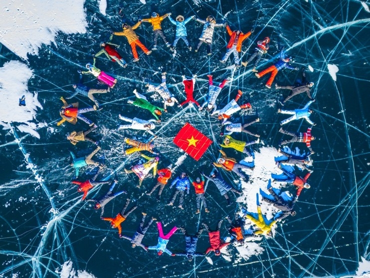 KHÁM PHÁ HỒ BAIKAL MÙA BĂNG XANH 2026