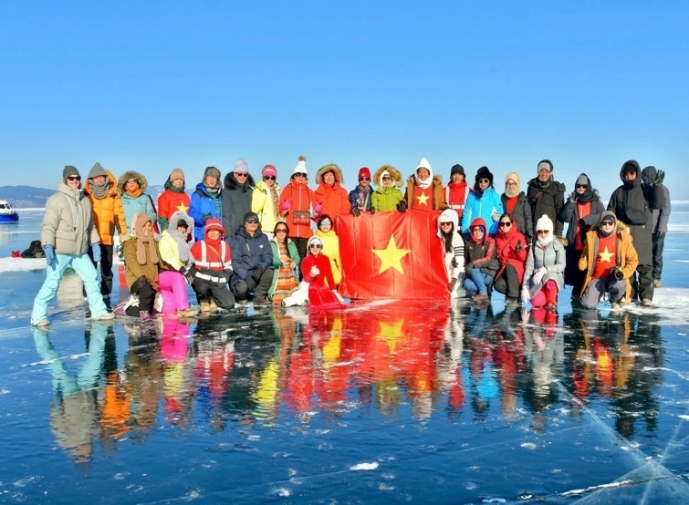 KHÁM PHÁ HỒ BAIKAL MÙA BĂNG XANH 2026